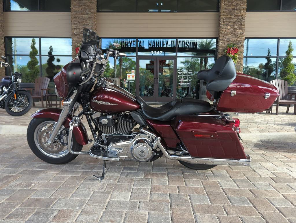 Street Glide®