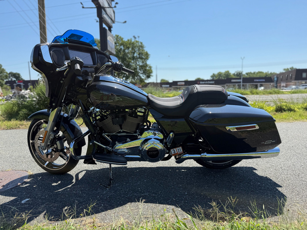 Street Glide®