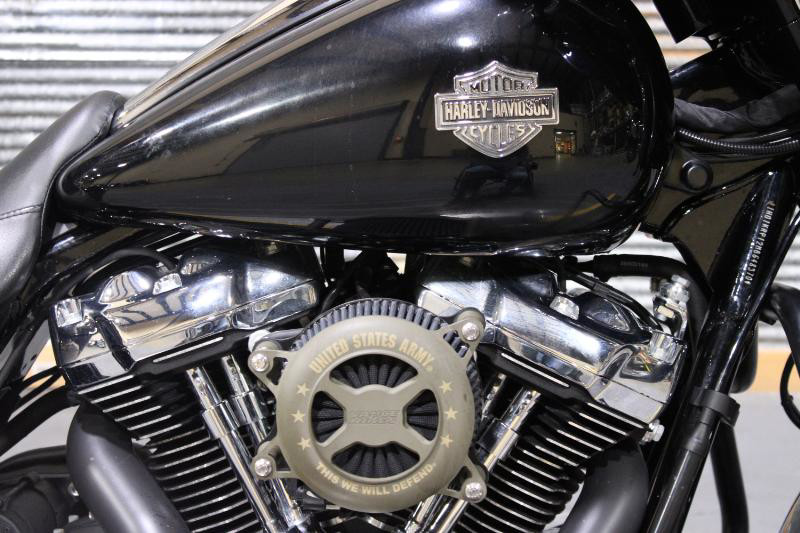 Street Glide® Special