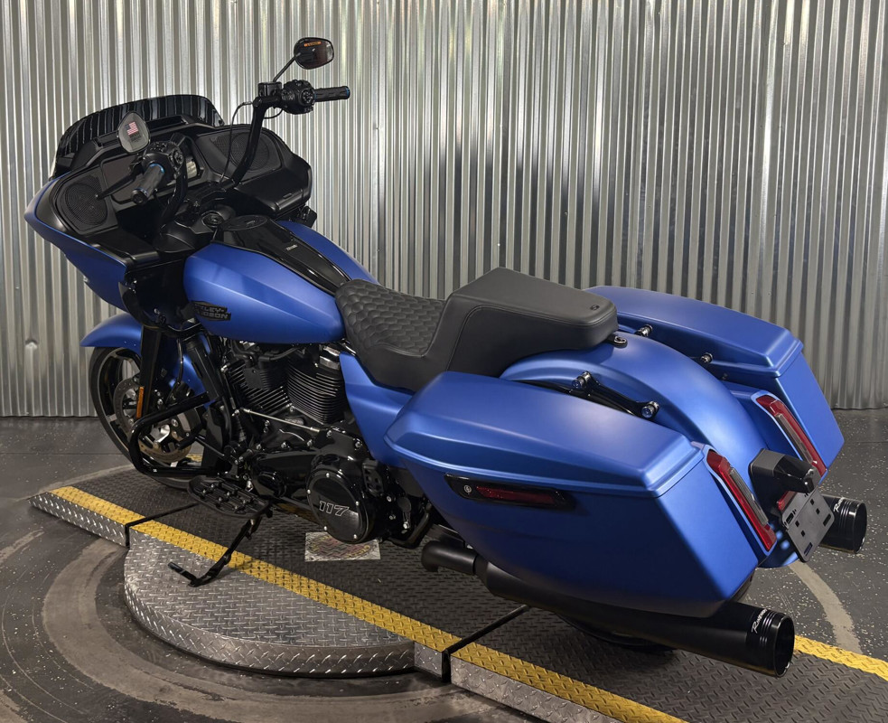 Road Glide®