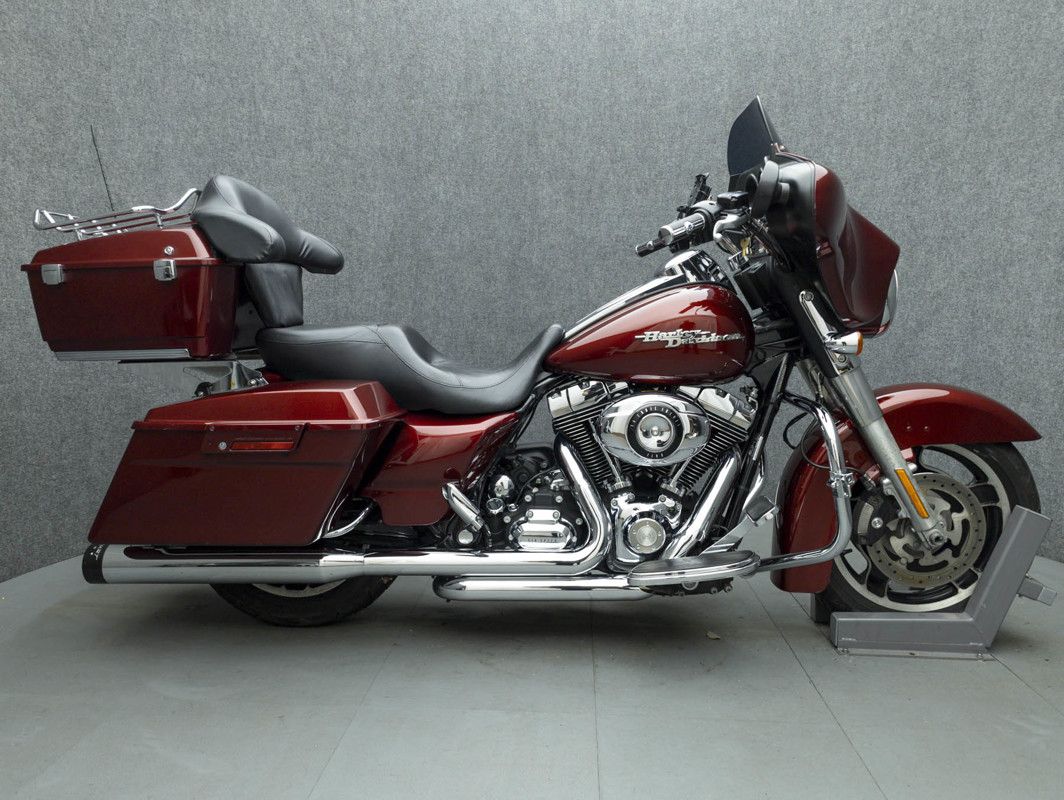 Street Glide®