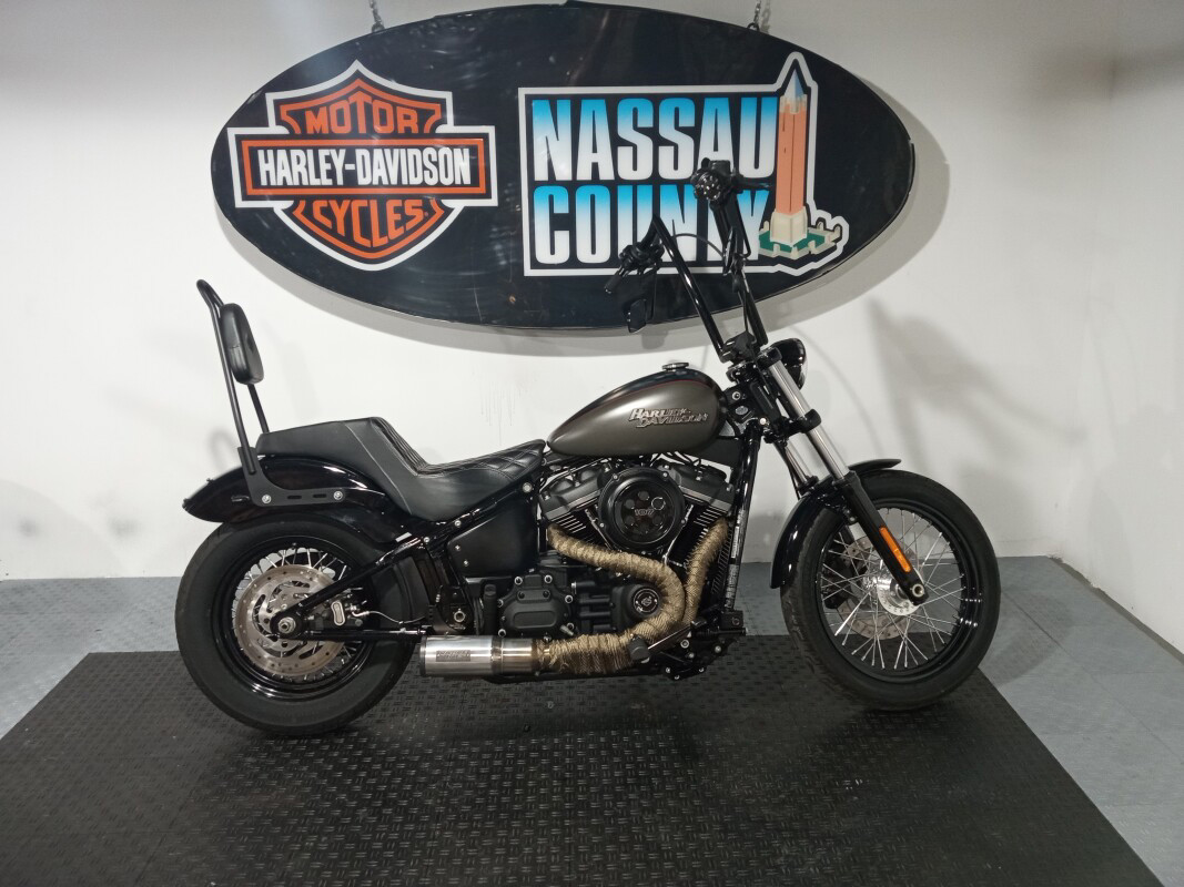 Softail® Street Bob®