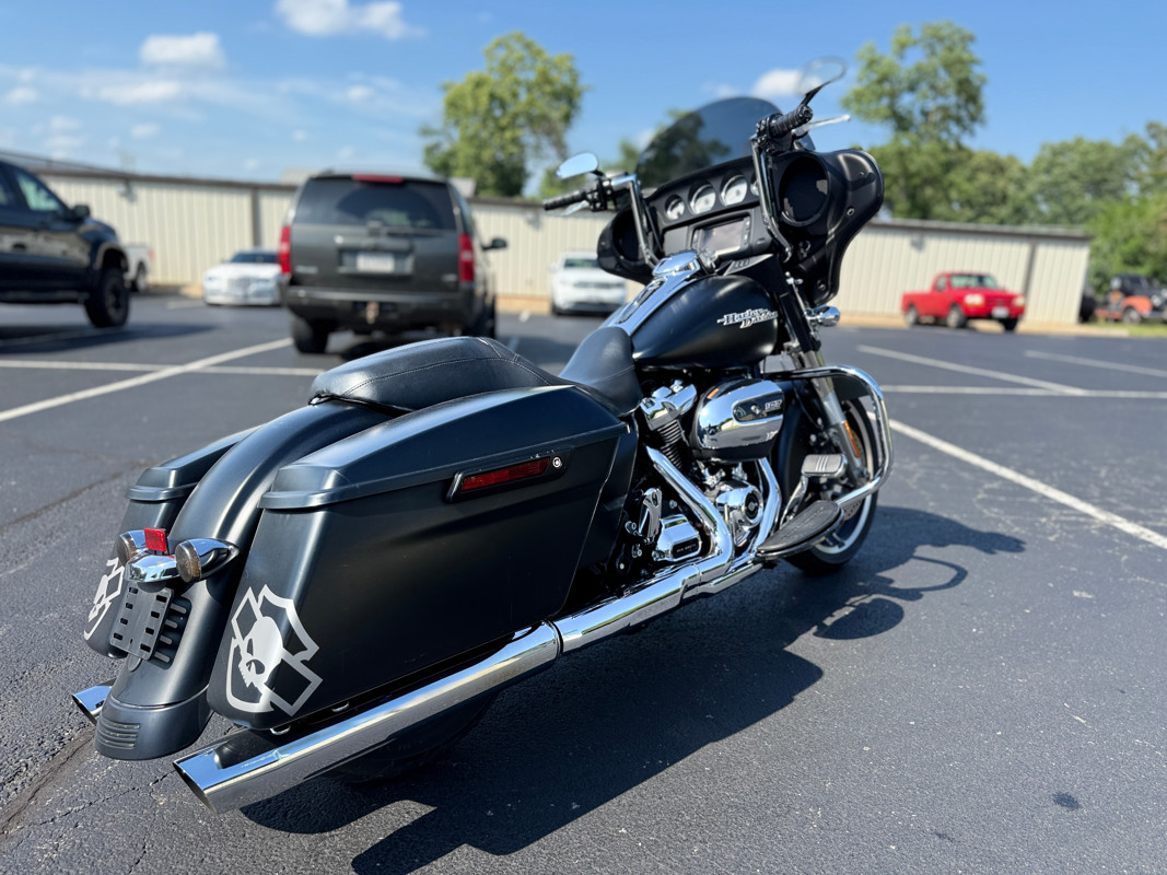 Street Glide® Special