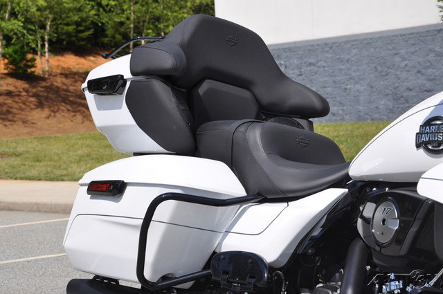 Street Glide® Limited