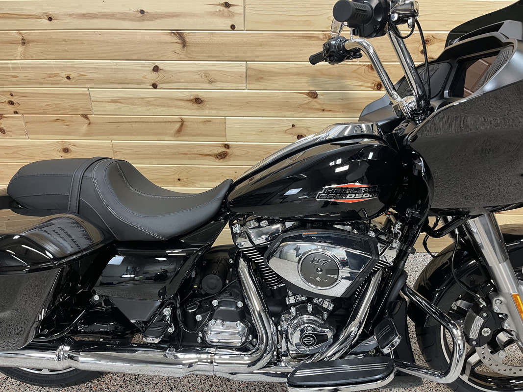 Road Glide®