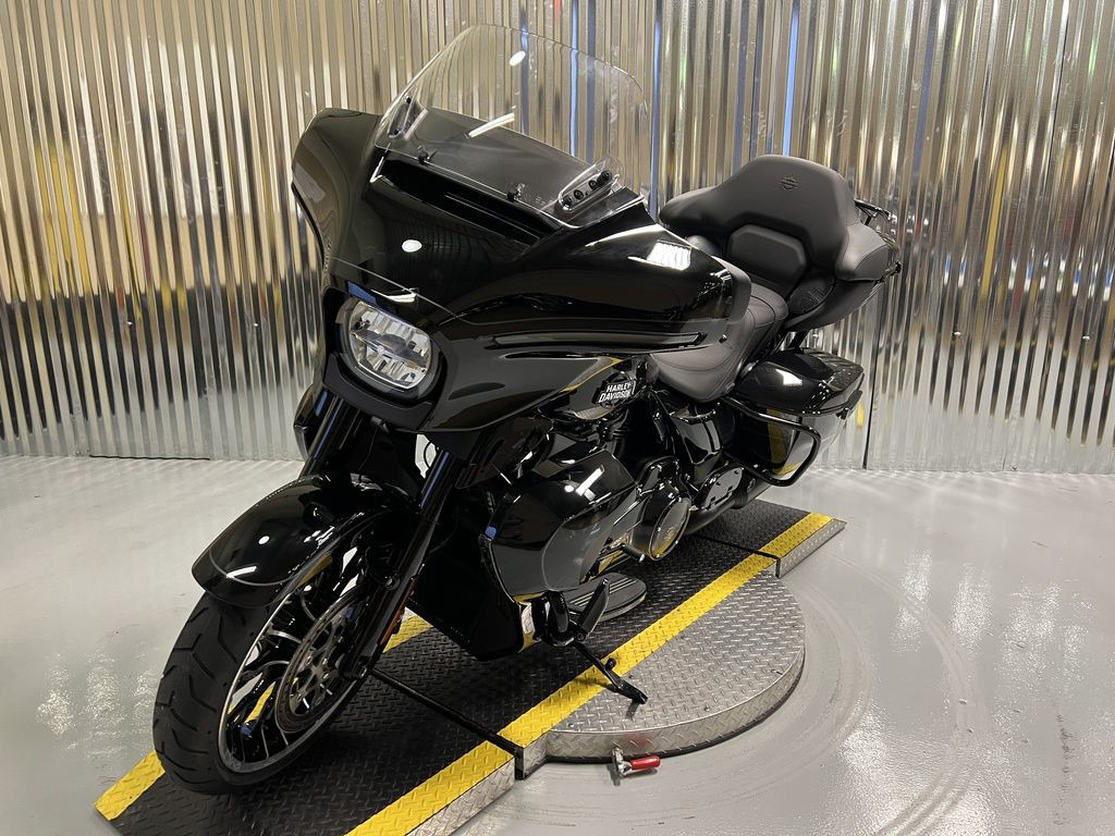 Street Glide® Limited