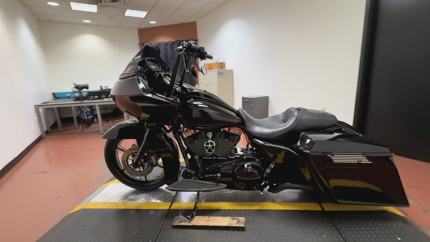 Road Glide® Custom