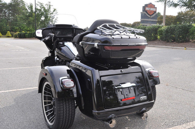 Street Glide® 3 Limited