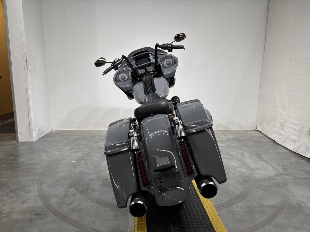 CVO® Road Glide®