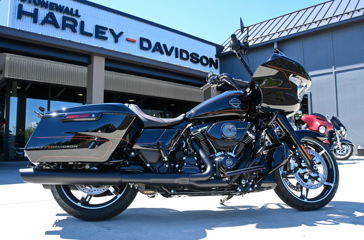 Road Glide®