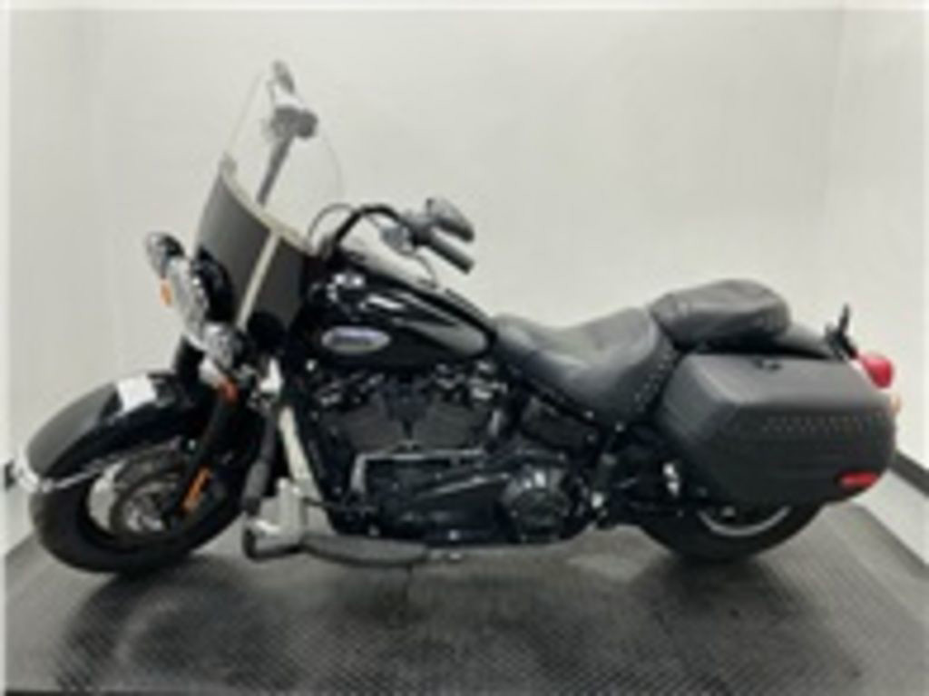 Heritage Classic 114