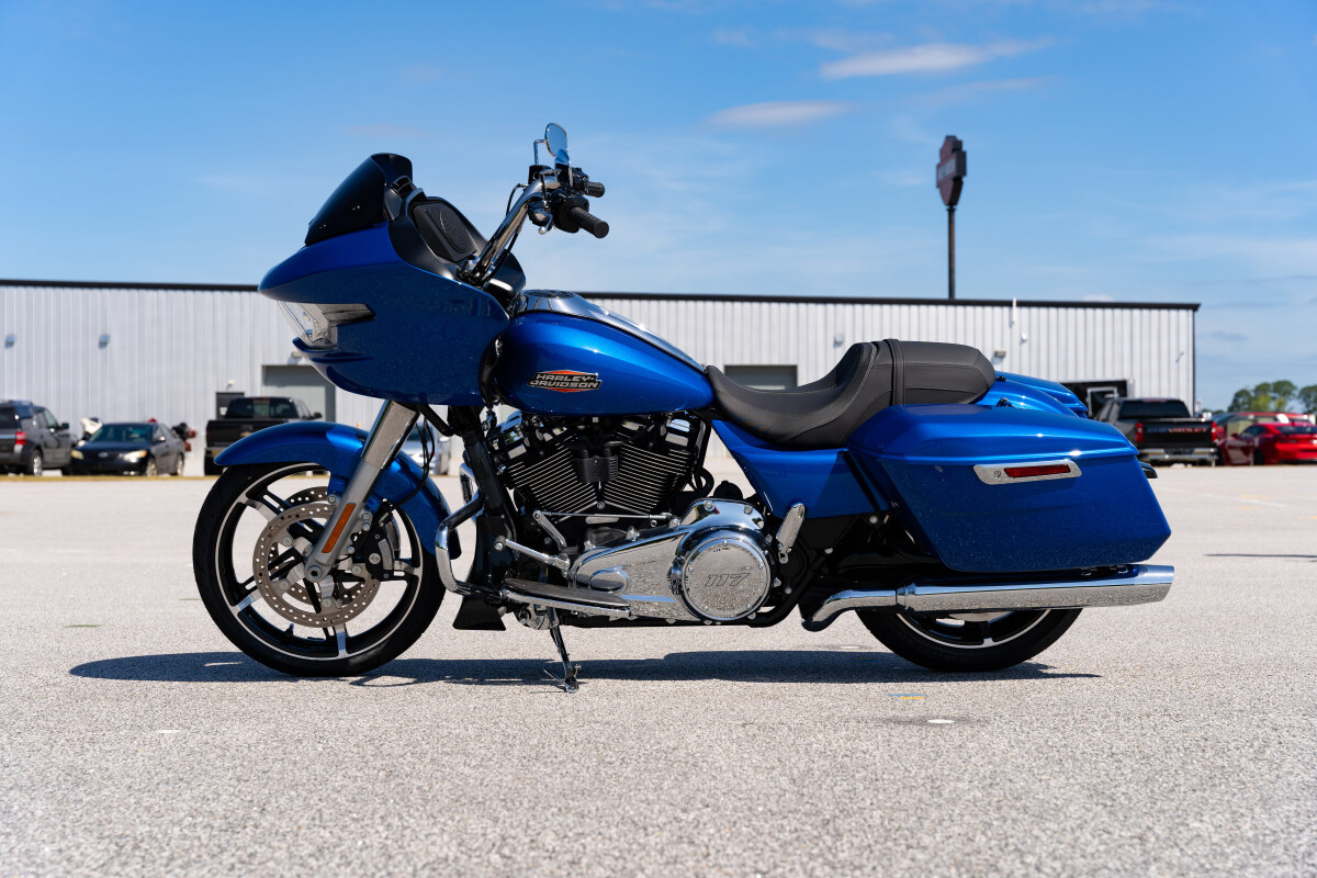 Road Glide®