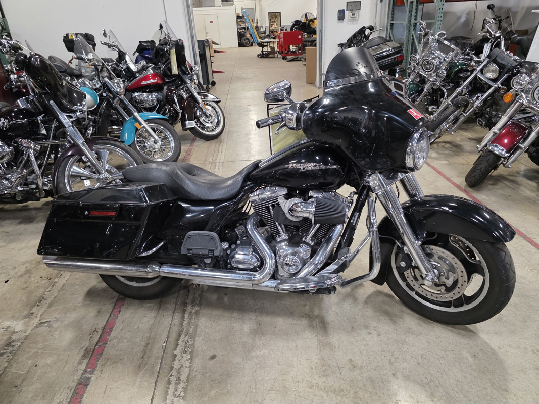 Street Glide®