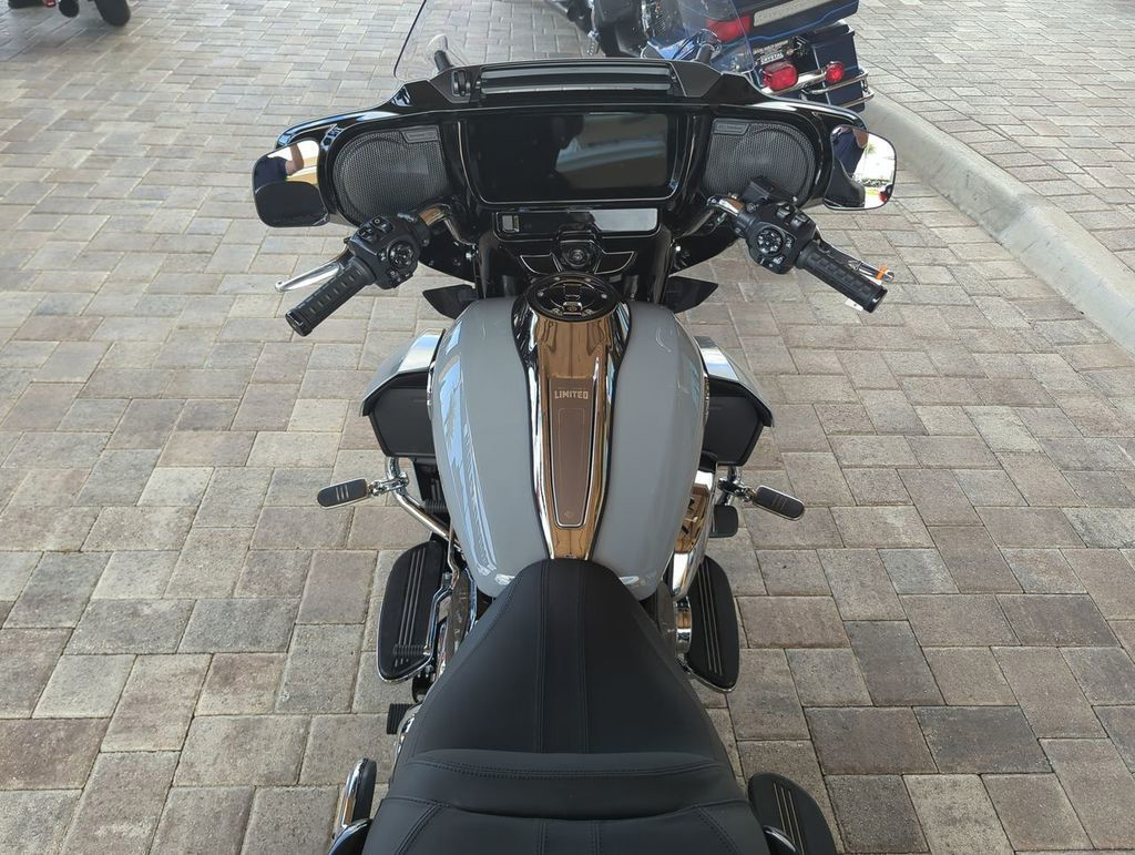 Street Glide® 3 Limited