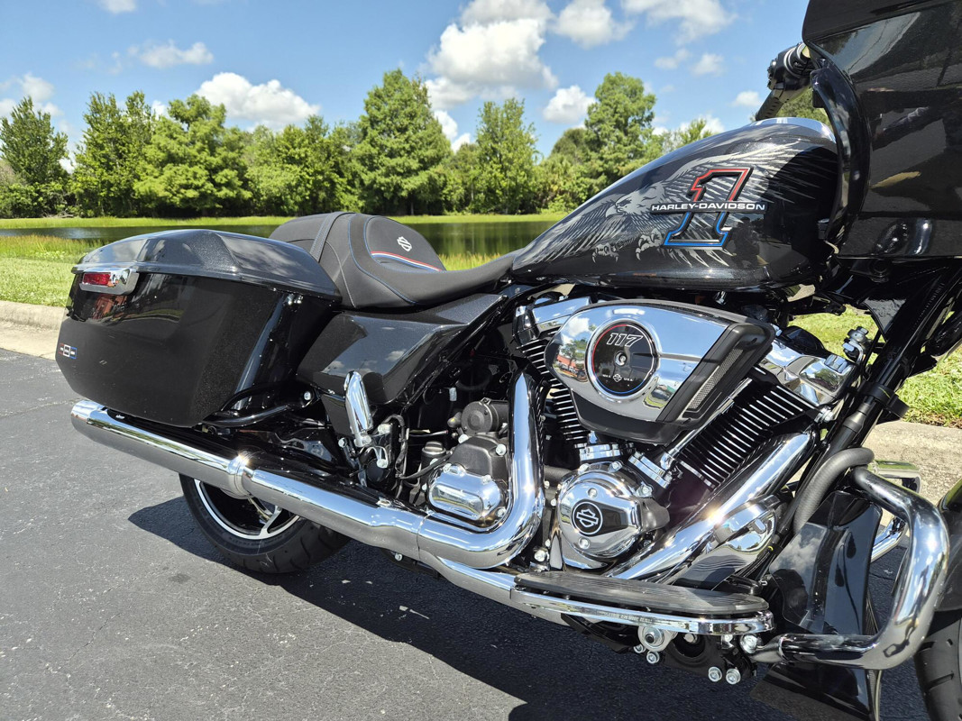 Road Glide®