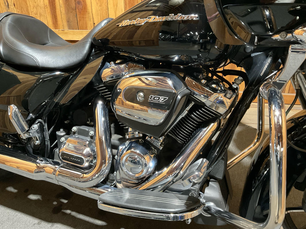 Road Glide®