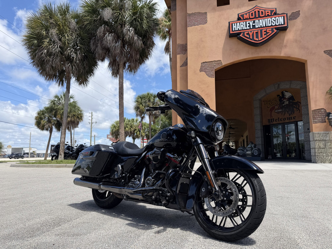 CVO® Street Glide®