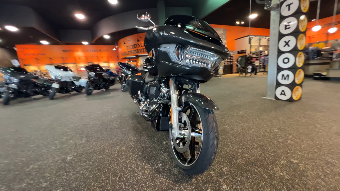 Road Glide®