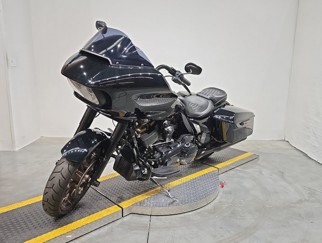 Road Glide® ST
