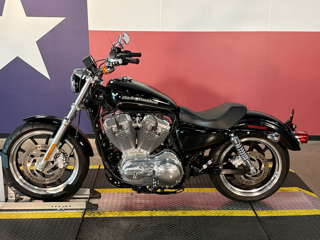Sportster® SuperLow®