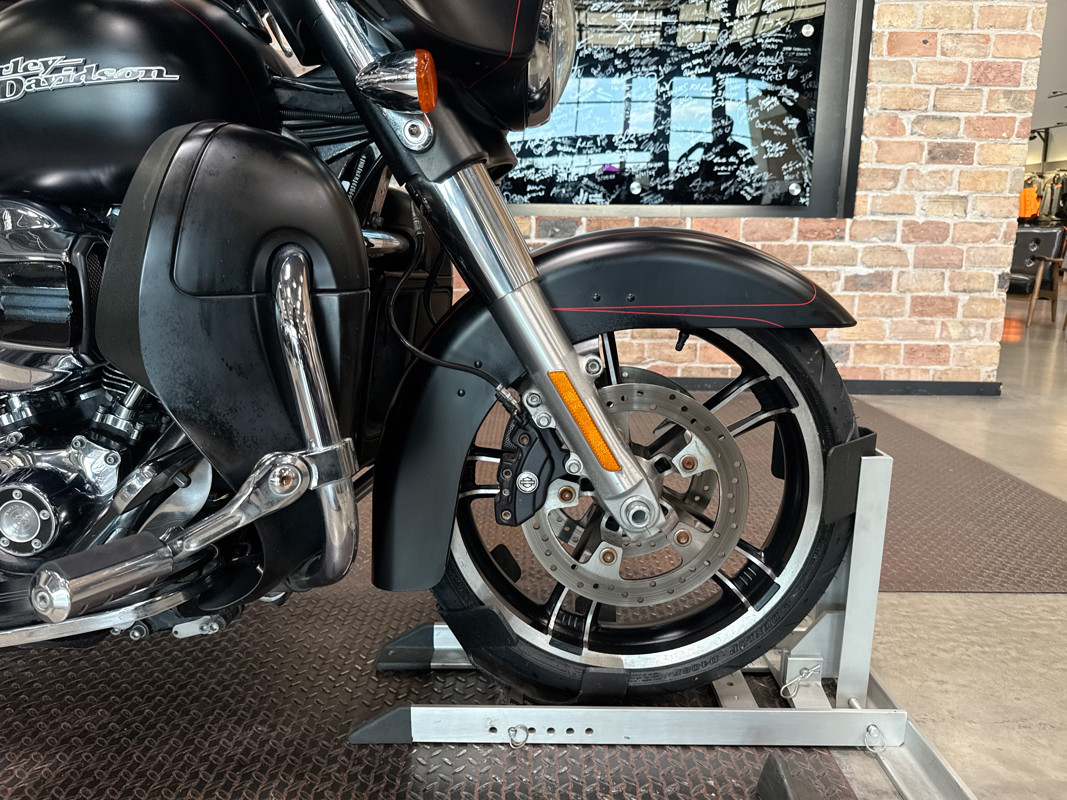 Street Glide® Special