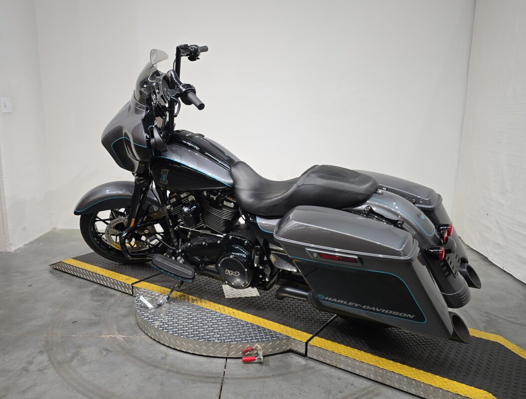 Street Glide® Special