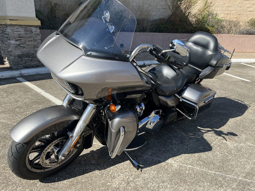 Road Glide® Ultra