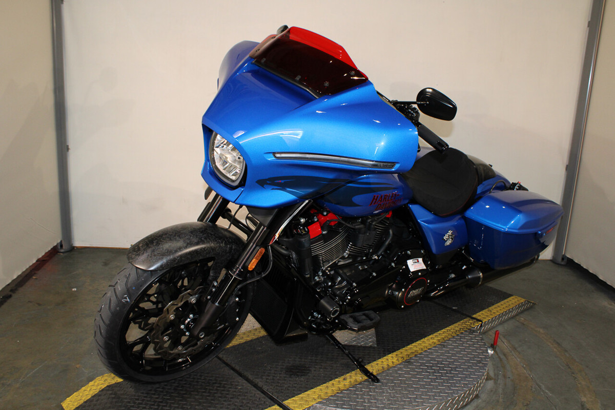 CVO® Street Glide® ST