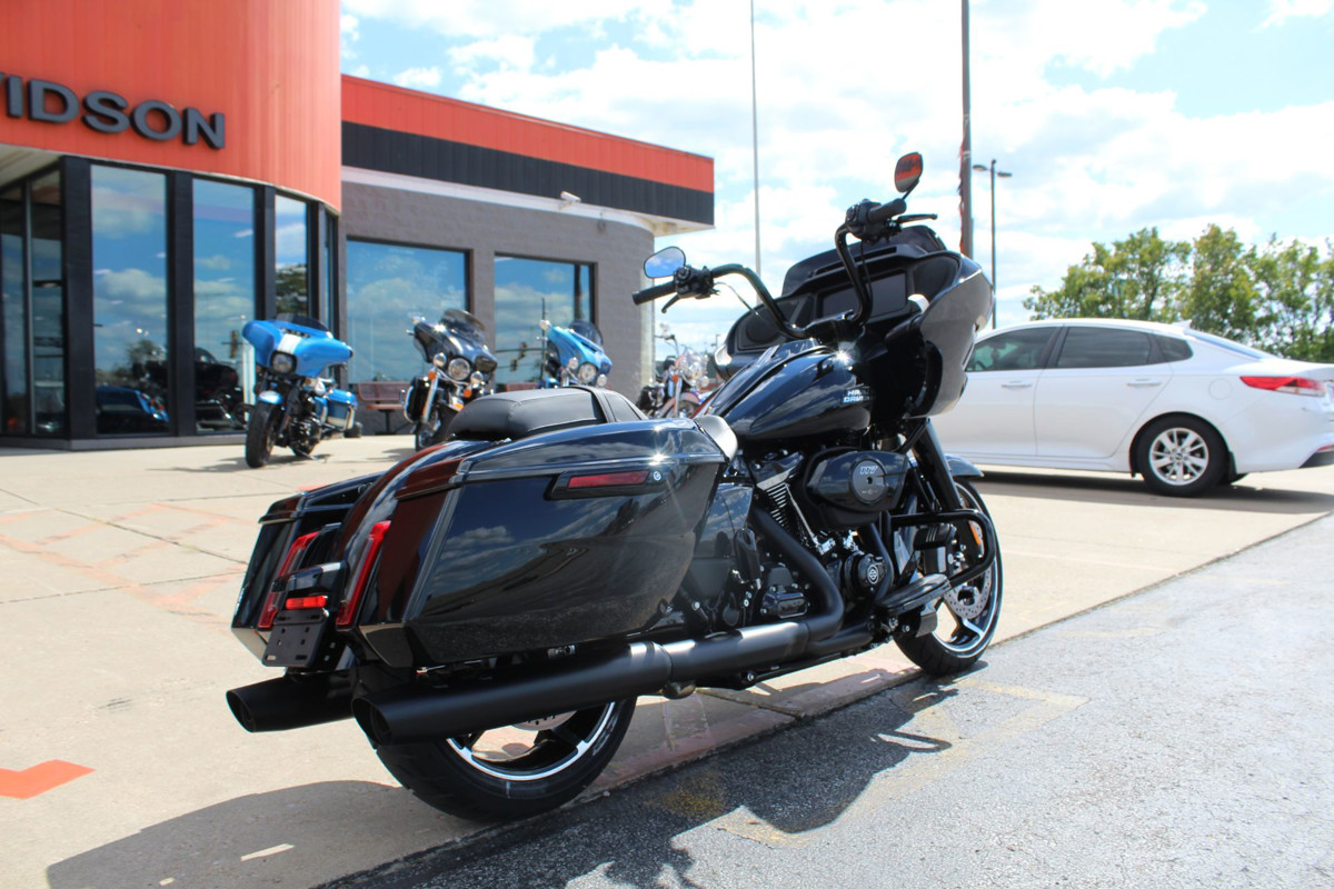 Road Glide®