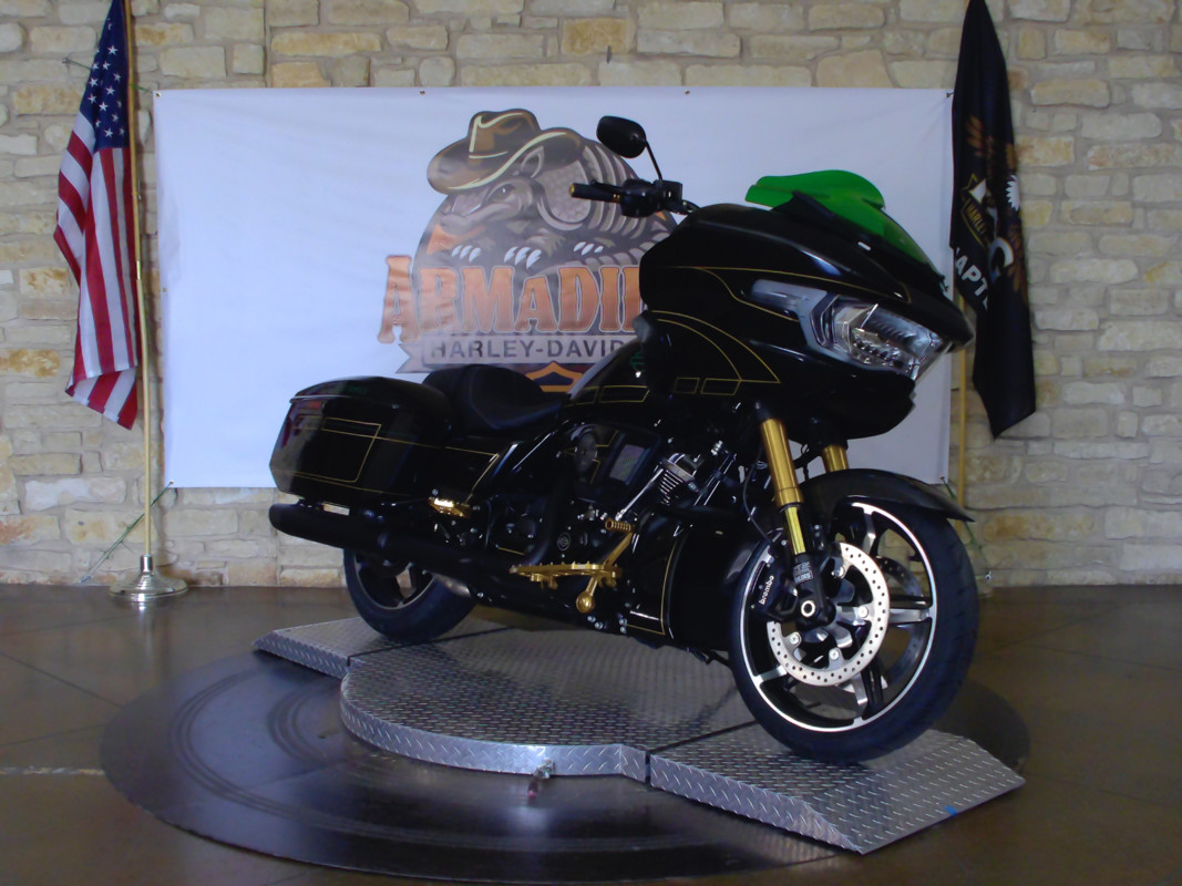 Road Glide®