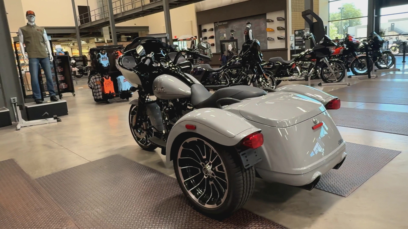 Road Glide® 3