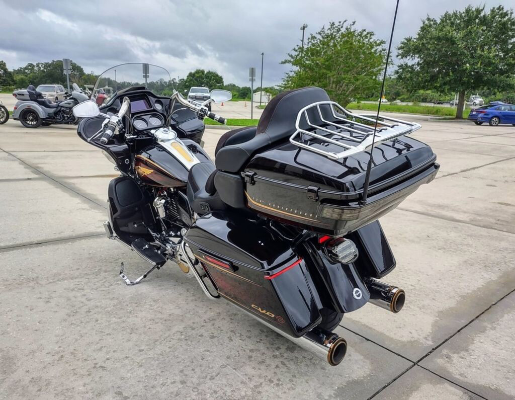 CVO® Road Glide® Limited Anniversary