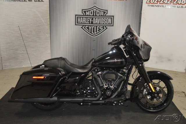Street Glide® Special
