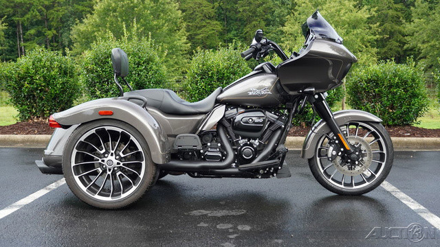 Road Glide® 3