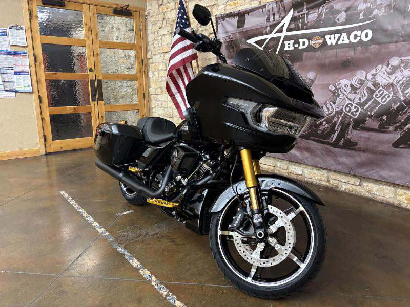 Road Glide®