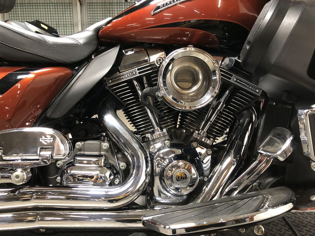 CVO® Road Glide® Ultra
