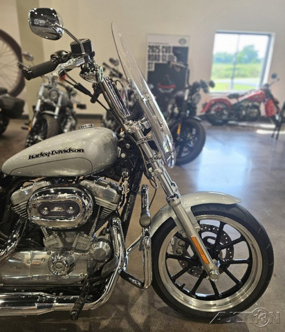 Sportster® SuperLow®
