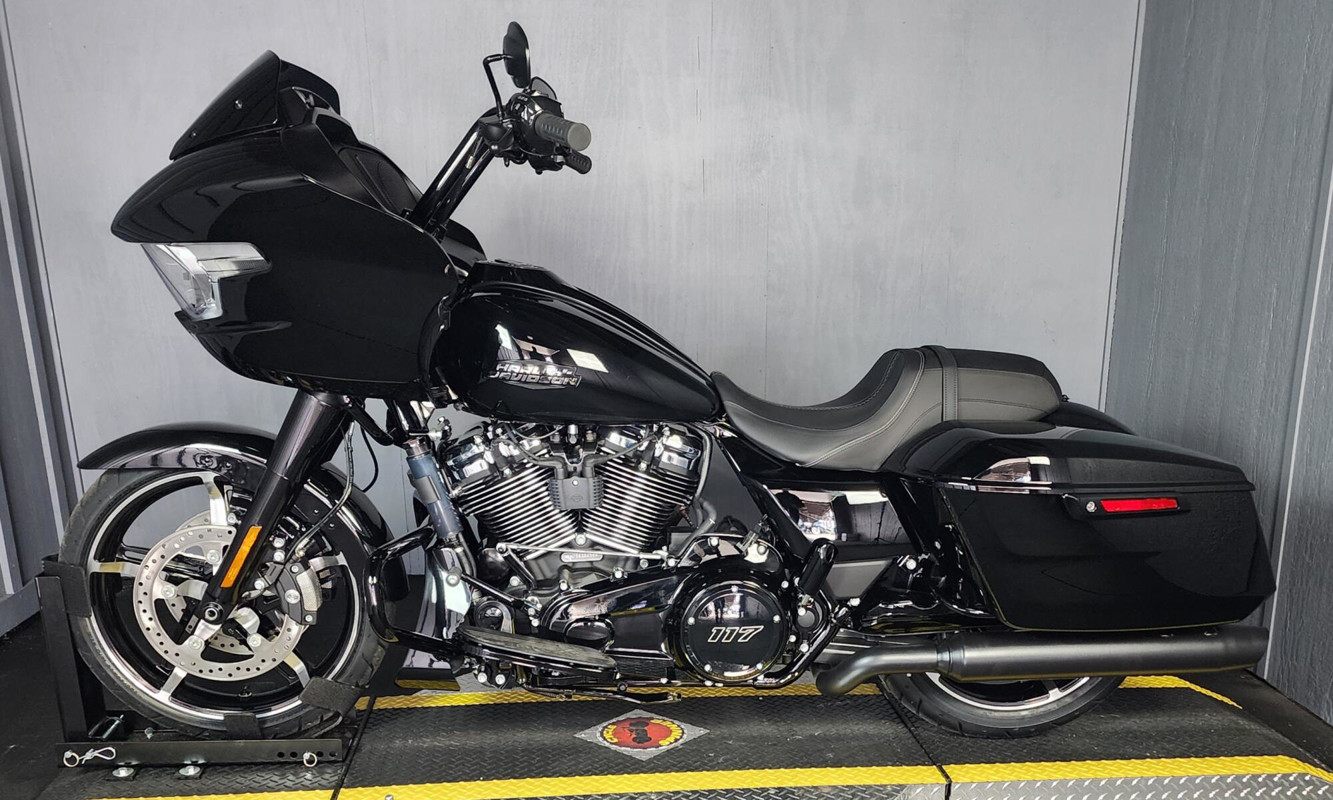 Road Glide®