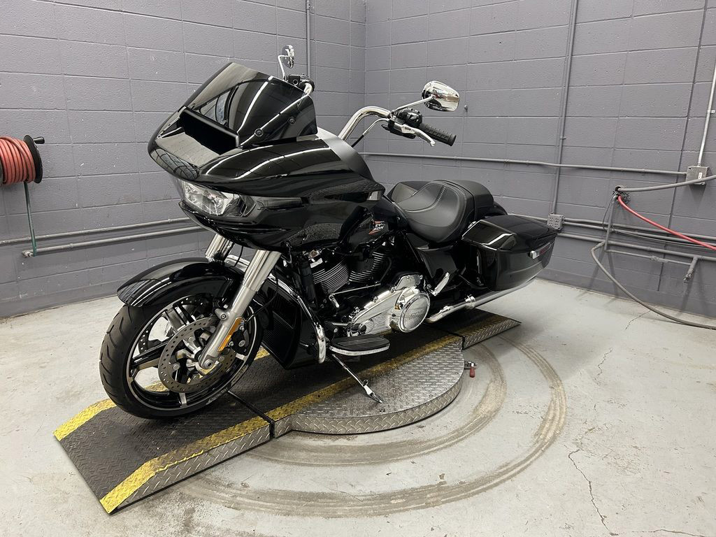 Road Glide®