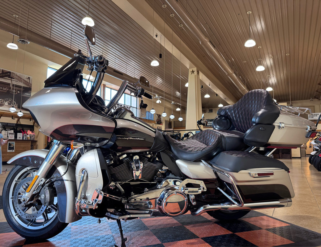 Road Glide® Ultra