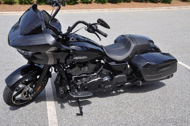 Road Glide®