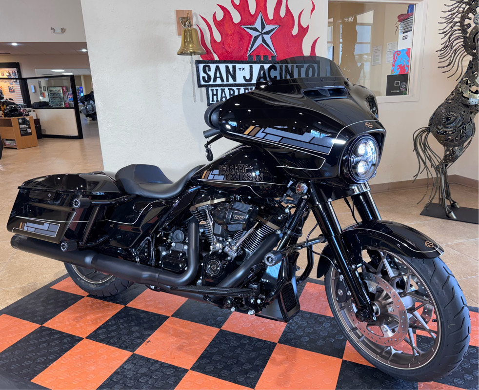 Street Glide® ST