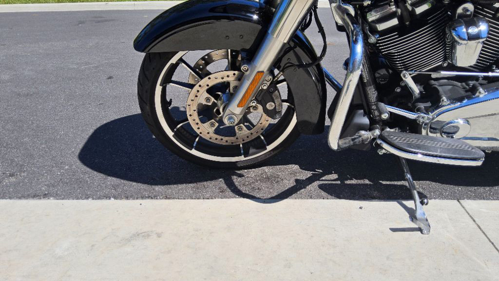 Road Glide®