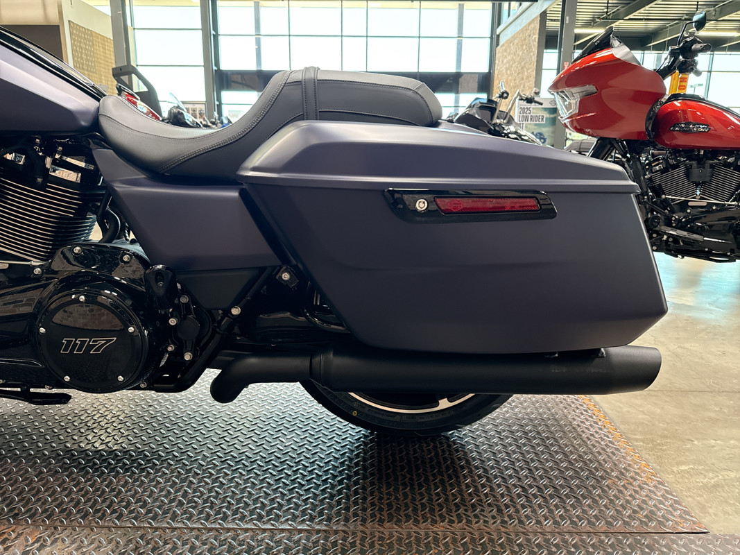 Road Glide®