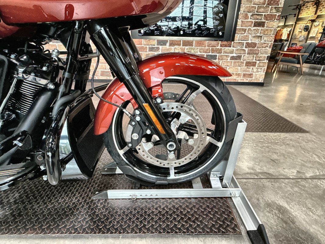Road Glide®