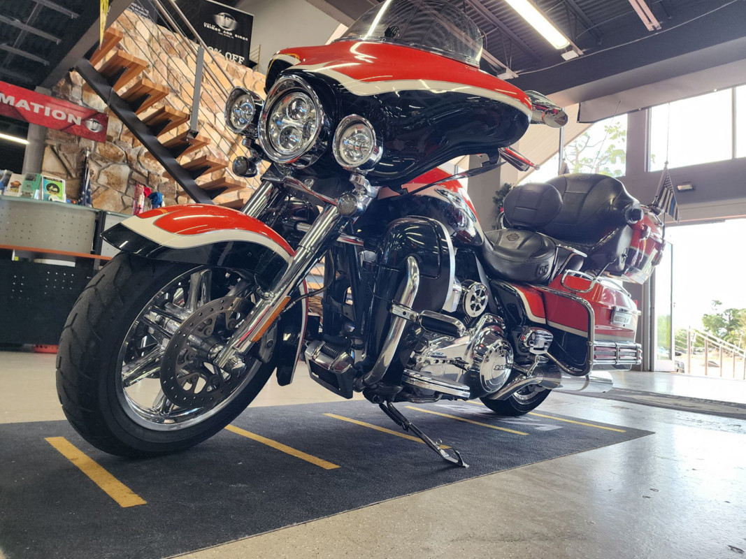 CVO® Ultra Classic® Electra Glide®