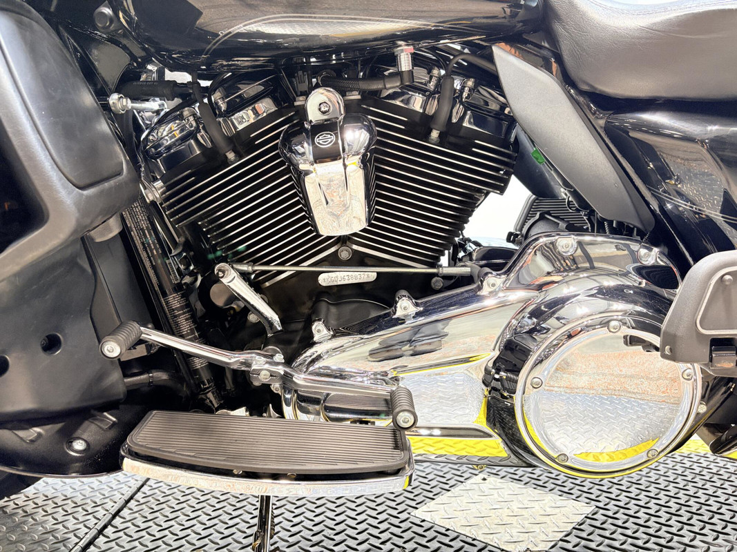 Road Glide® Ultra