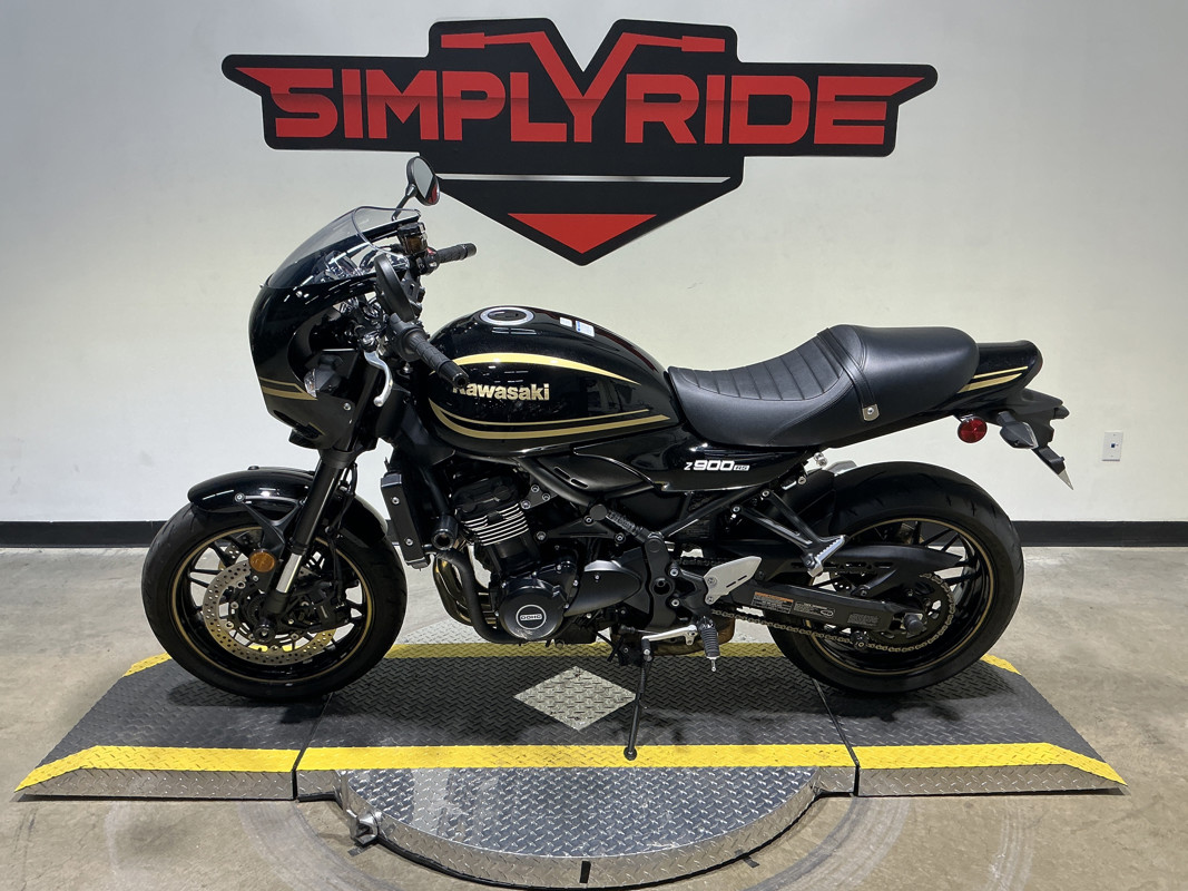 Z900RS Cafe