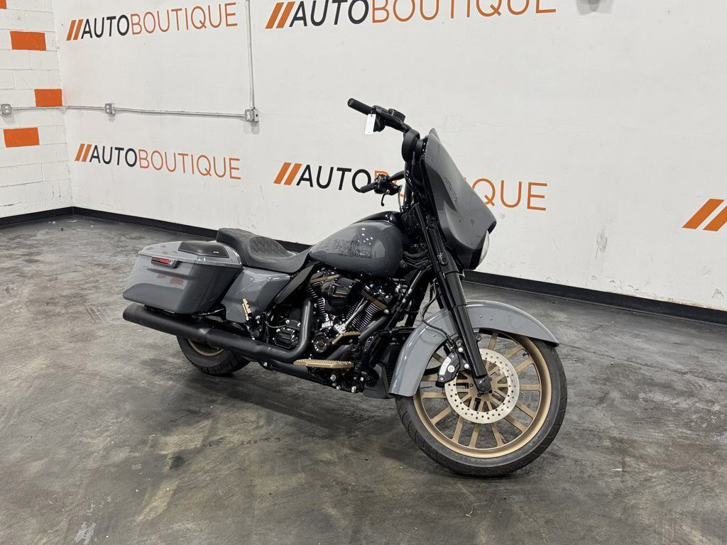 Street Glide® ST
