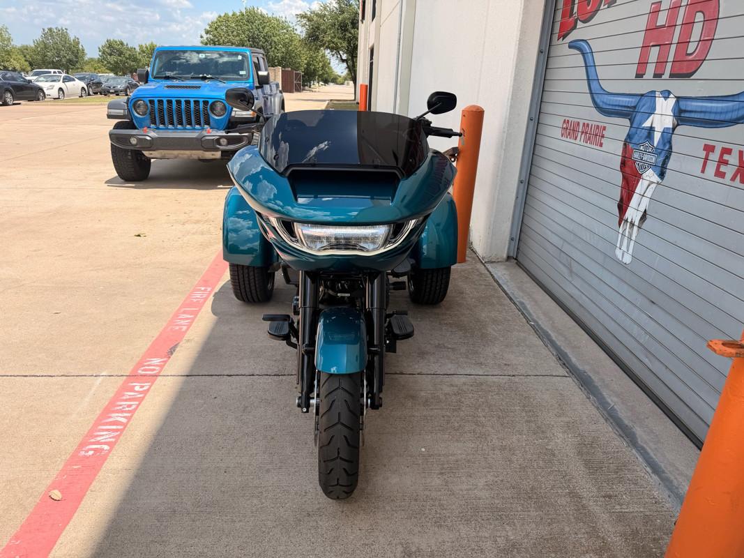 Road Glide® 3